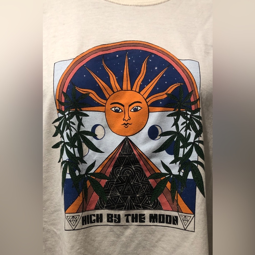 New! T-shirt Cannabox